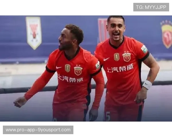 上海海港外援发力，卫冕之路毫无悬念